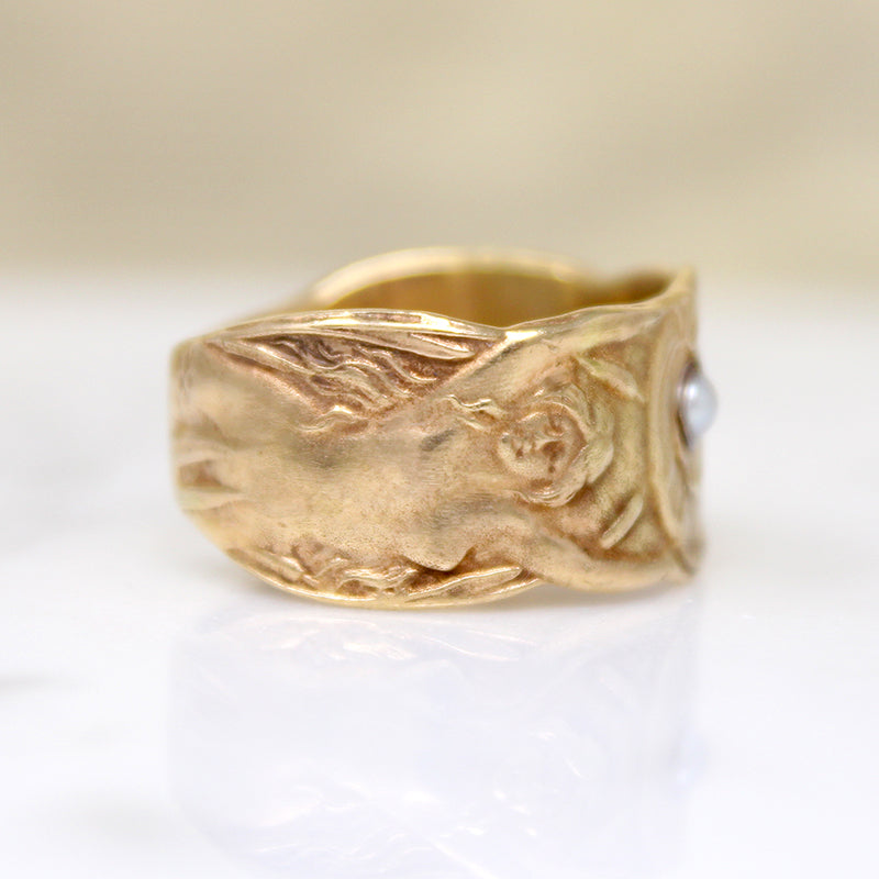 Dreamy Art Nouveau Revival Mermaid Motif Gold Band