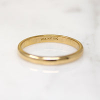 Simple Luxury 18k Gold VCA Band Size 6.5