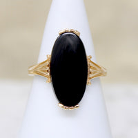 Handsome Onyx & Engraved 14k Gold Ring