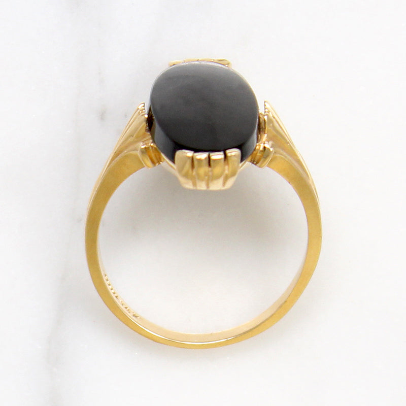 Handsome Onyx & Engraved 14k Gold Ring