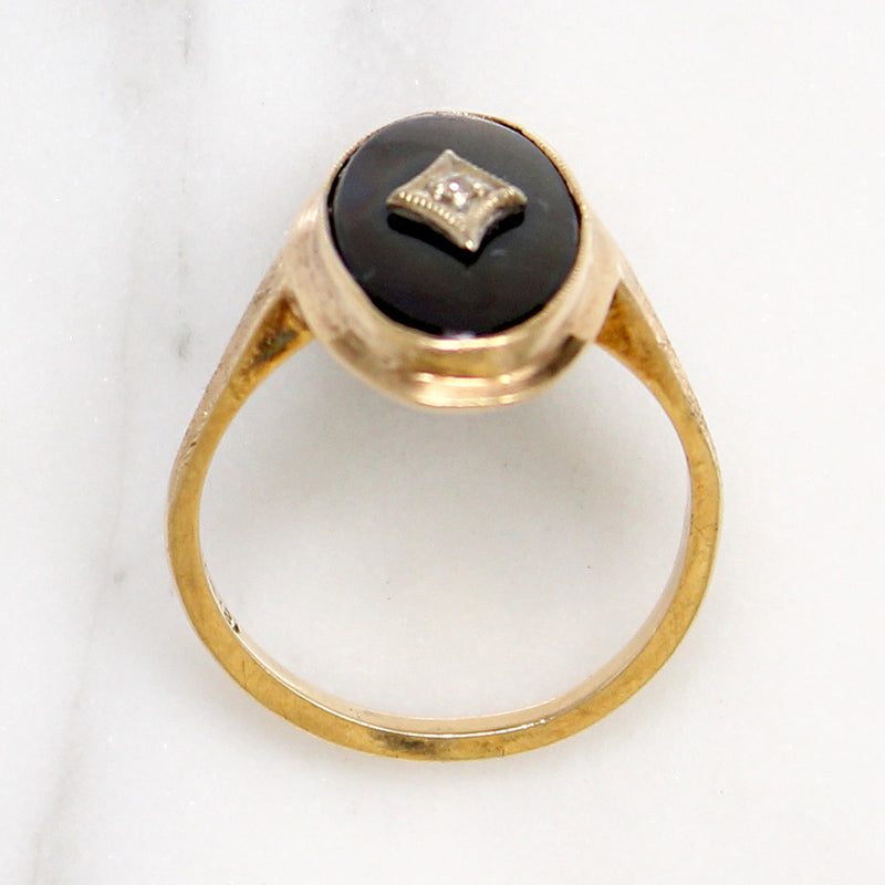 Elegant Oval Onyx & Diamond Gold Ring