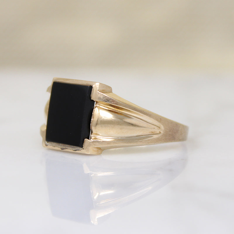 Sophisticated Mid Century Onyx & Gold Signet Ring