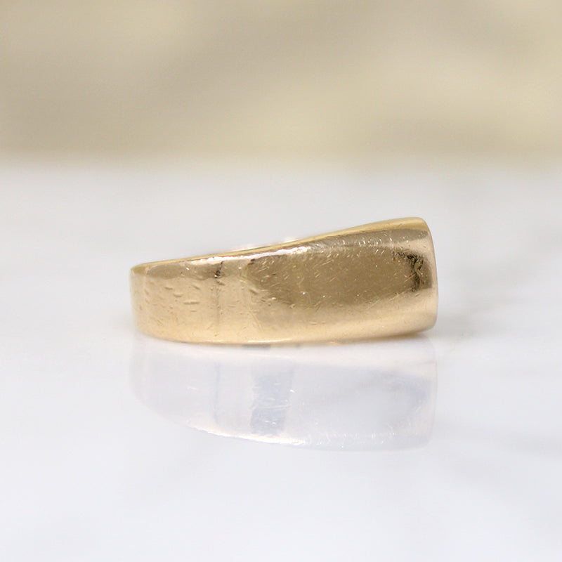 Graphic Opal & Onyx 1980's Pinky Ring