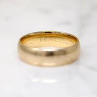 Classic 14k Gold Comfort Fit Band Size 9