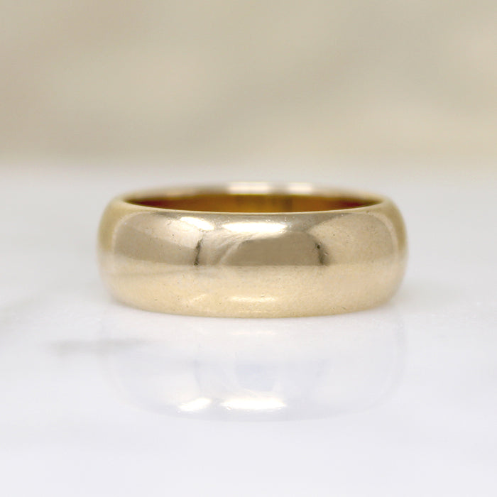 Swanky Tiffany & Co. Gold Wedding Band