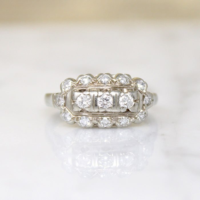Romantic 18k White Gold & Diamond Ring