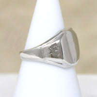 Pretty 10k White Gold Signet Ring