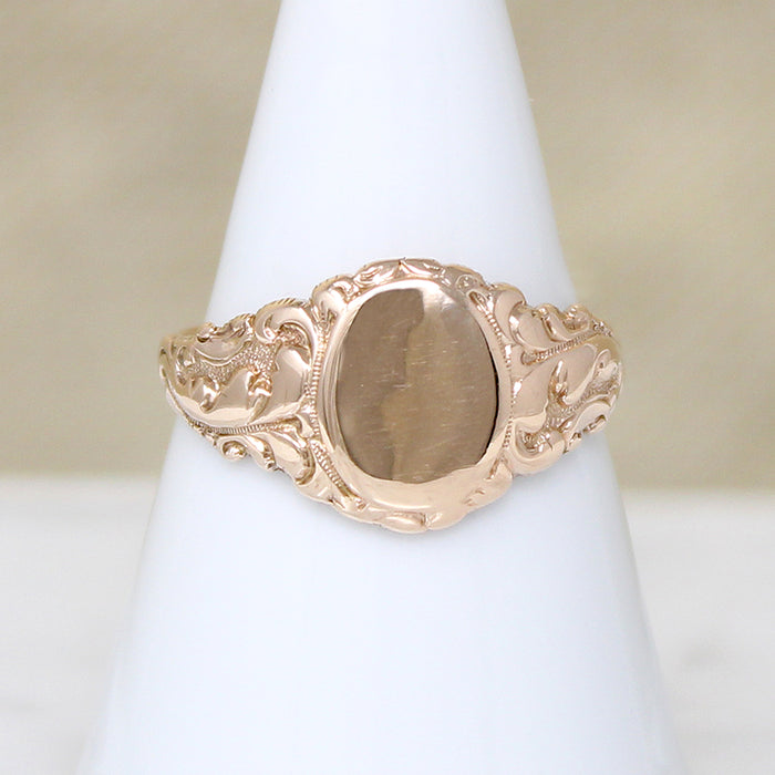 Acanthus Motif 10k Gold Signet Ring