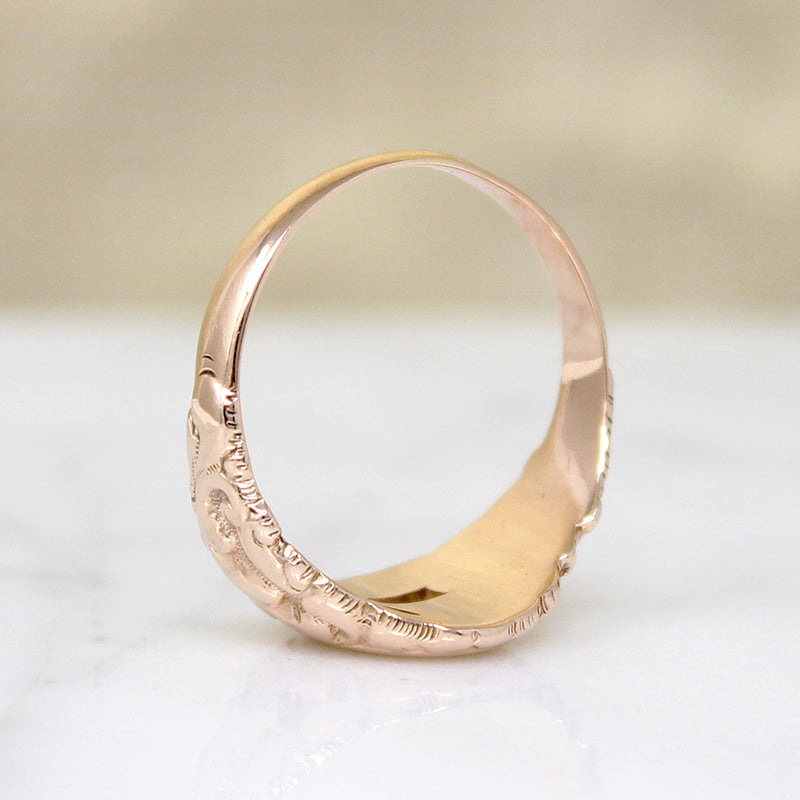 Acanthus Motif 10k Gold Signet Ring
