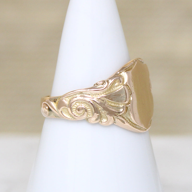 Edwardian 10k Gold Signet Ring with Foliate Motif