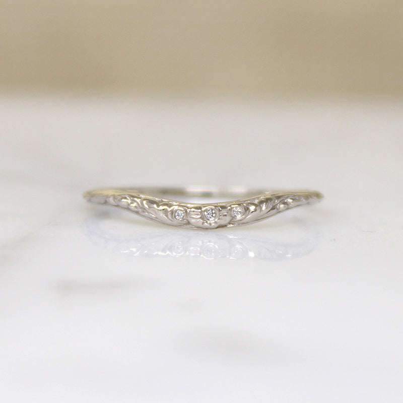 FLORAL CURVE with Diamonds a Recycled Revival Band