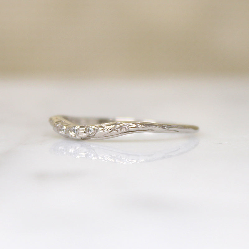 FLORAL CURVE with Diamonds a Recycled Revival Band