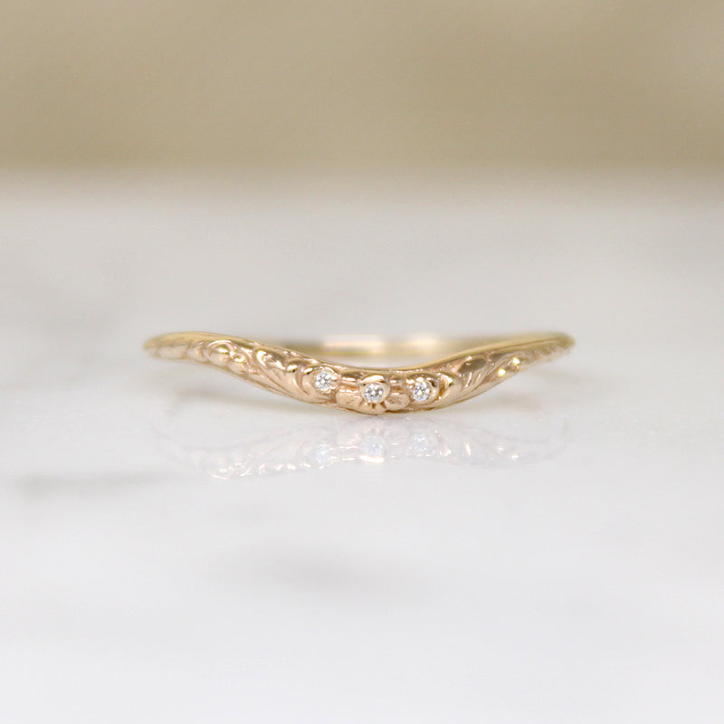FLORAL CURVE with Diamonds a Recycled Revival Band