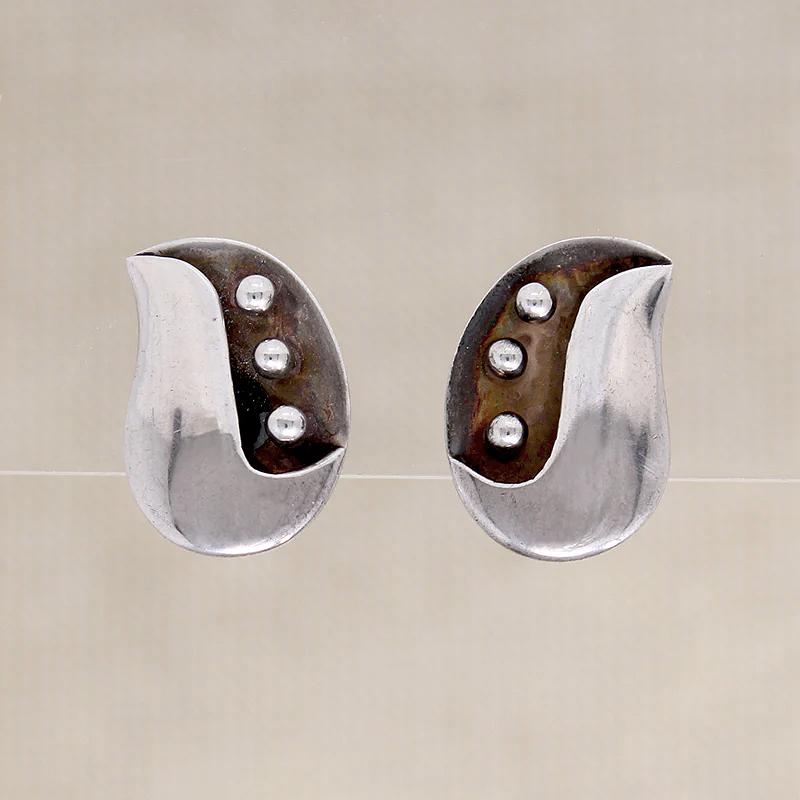 Adorable Sterling Silver Brooch & Earring Set