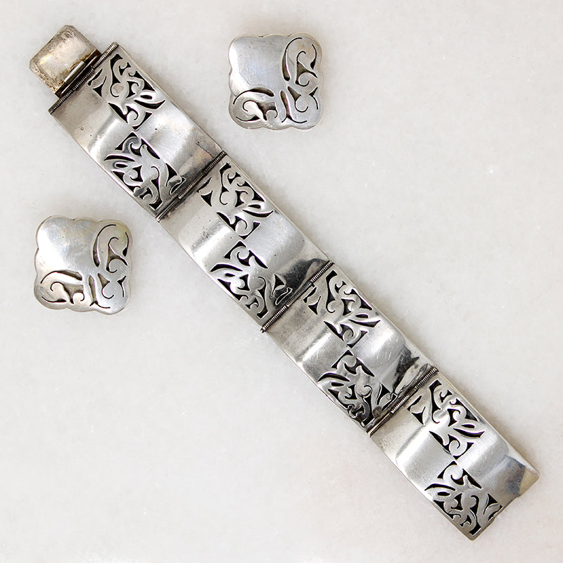 Enchanting Shadowbox Bracelet & Earring Set