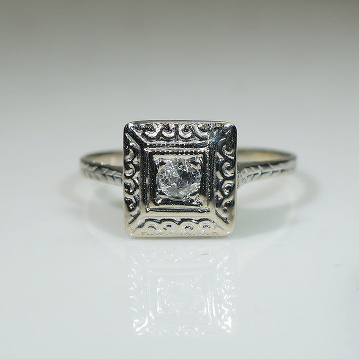 Pretty Square Deco Diamond Ring
