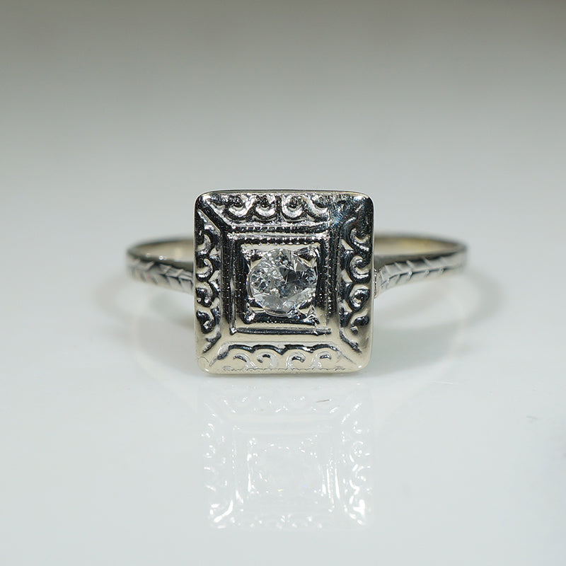 Pretty Square Deco Diamond Ring