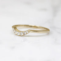 Sparkling Diamond Nesting Band in Recycled Gold