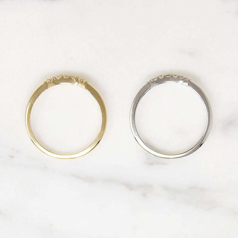 Curved Diamond Band in Recycled Gold