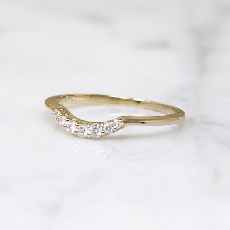 Curved Diamond Band in Recycled Gold