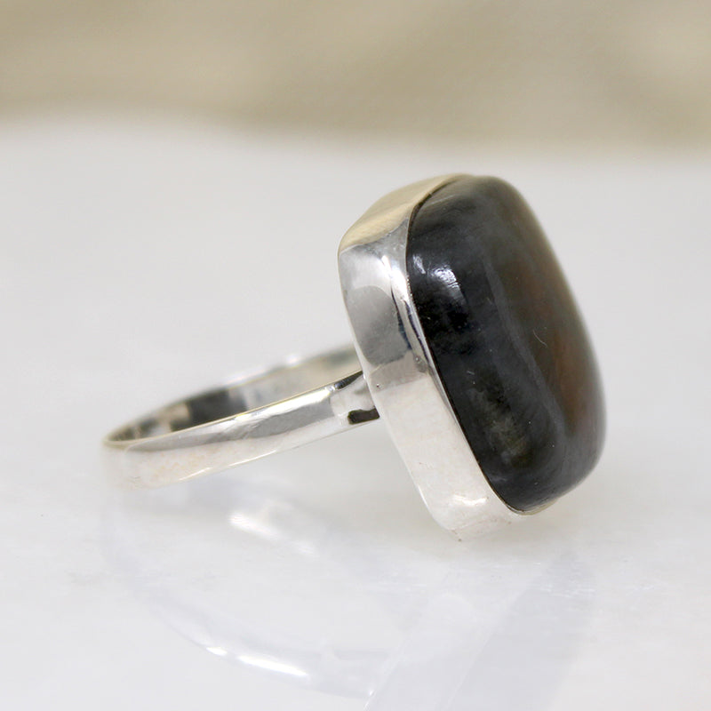 Gorgeous Labradorite in Sterling Silver Artisan Ring