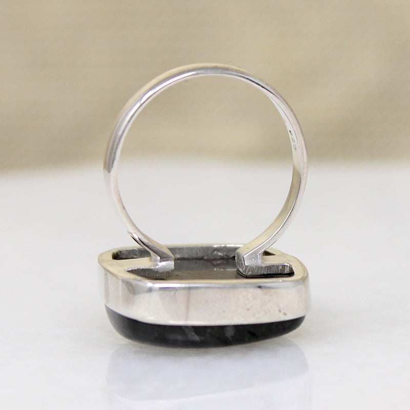 Gorgeous Labradorite in Sterling Silver Artisan Ring