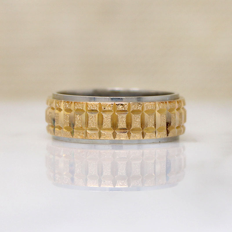 Retro Style Engraved Two-Tone Gold NOS Band