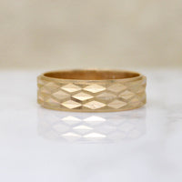 Geometric Bright Cut Faceted 10k Gold NOS Band