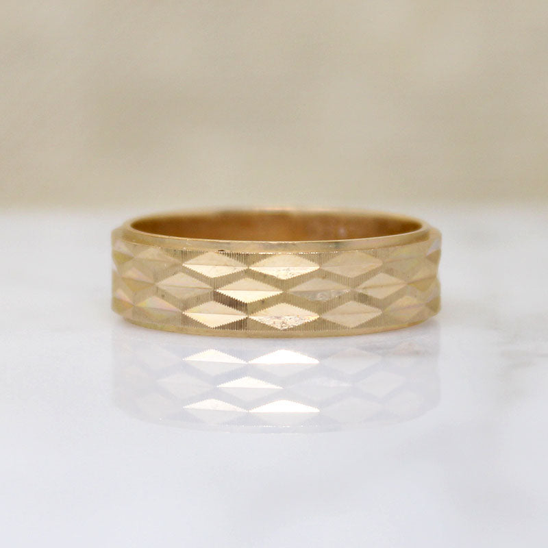 Geometric Bright Cut Faceted 10k Gold NOS Band