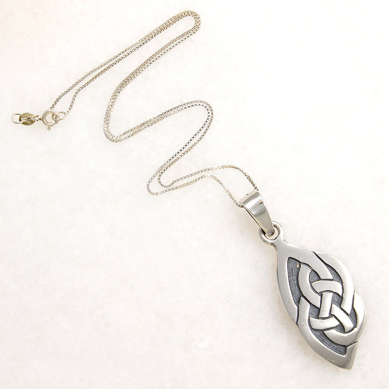 Jaunty Mexico Sterling Knot Work Pendant