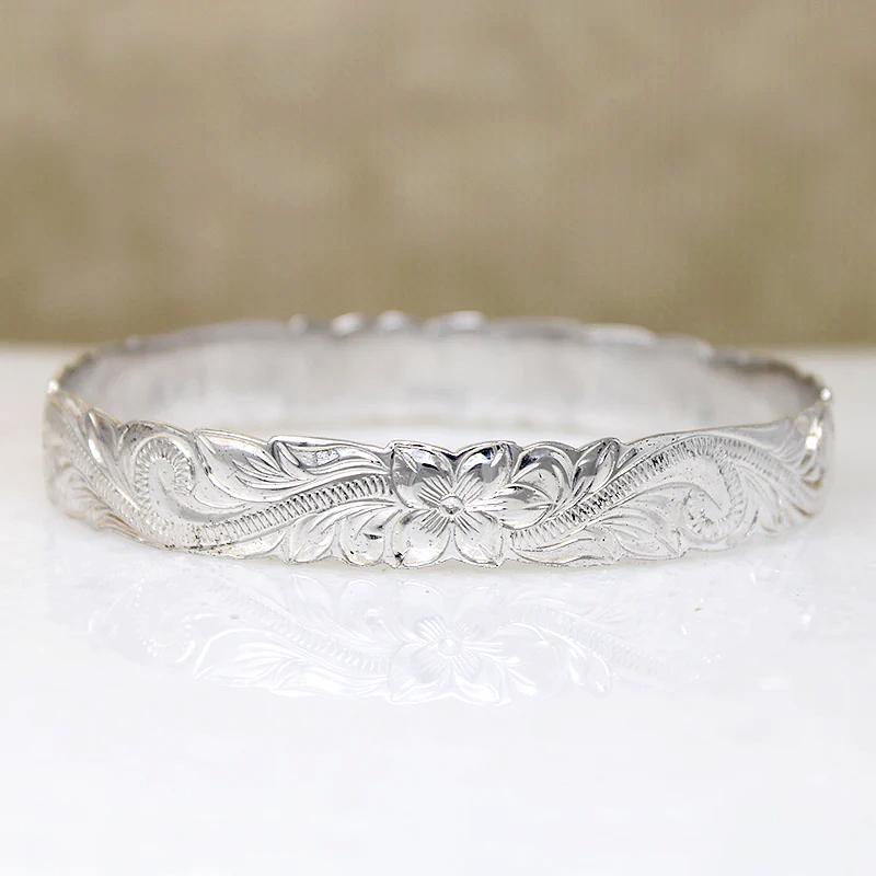 Pua Kala Flowers & Long Leaves Engraved Sterling Bangle