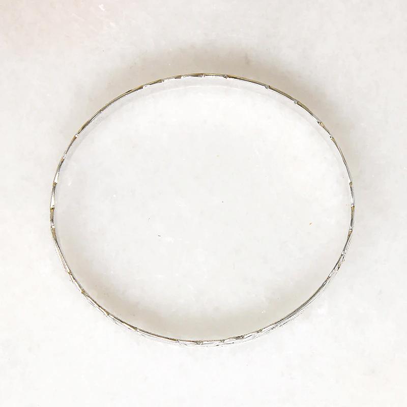 Pua Kala Flowers & Long Leaves Engraved Sterling Bangle