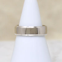 Recycled White Gold Beveled Edge Wedding Band