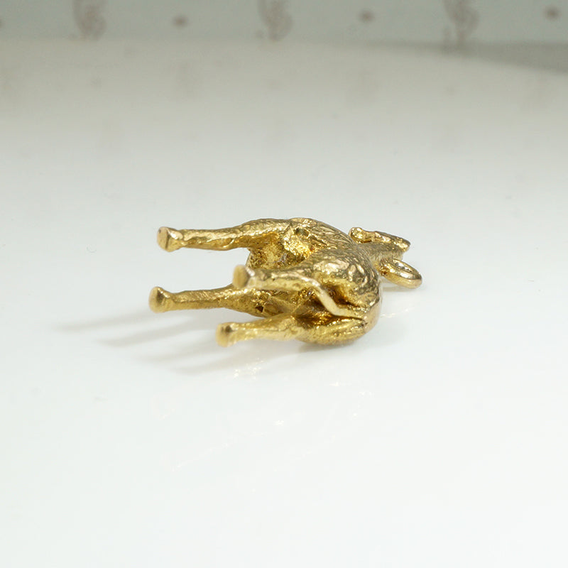 Tiny 3-D Giraffe Charm in 9k Gold