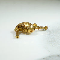 Cunning Wee Bagpipe Charm in 9k Gold