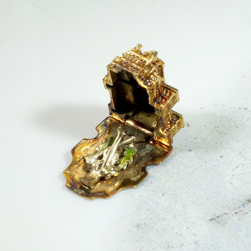 Palace of Versailles Charm in 18k Gold & Enamel