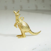 Lively 18ct Gold Kangaroo Charm