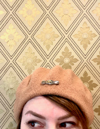 Three Ovals A Sweet Gold Quartz Brooch