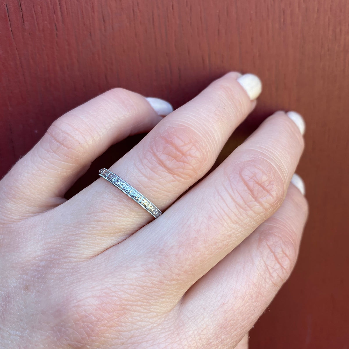Zigzag and Flowers Otsby Barton White Gold Band