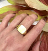 Vintage 1940s 18k Gold Signet Ring
