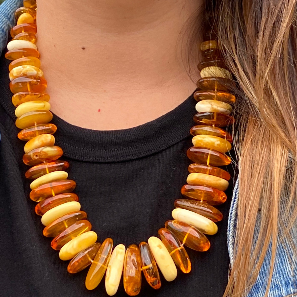 Powerful Baltic Amber Graduated Bead Necklace