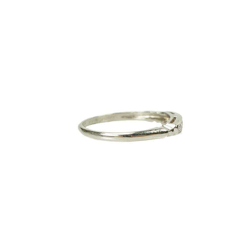 Vintage Platinum and Diamond wedding Band dated 1942