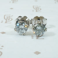 14k White Gold Vintage Diamond Studs