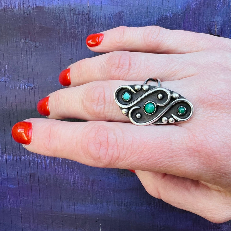 Unusual & Attractive Sterling Ring with Turquoise
