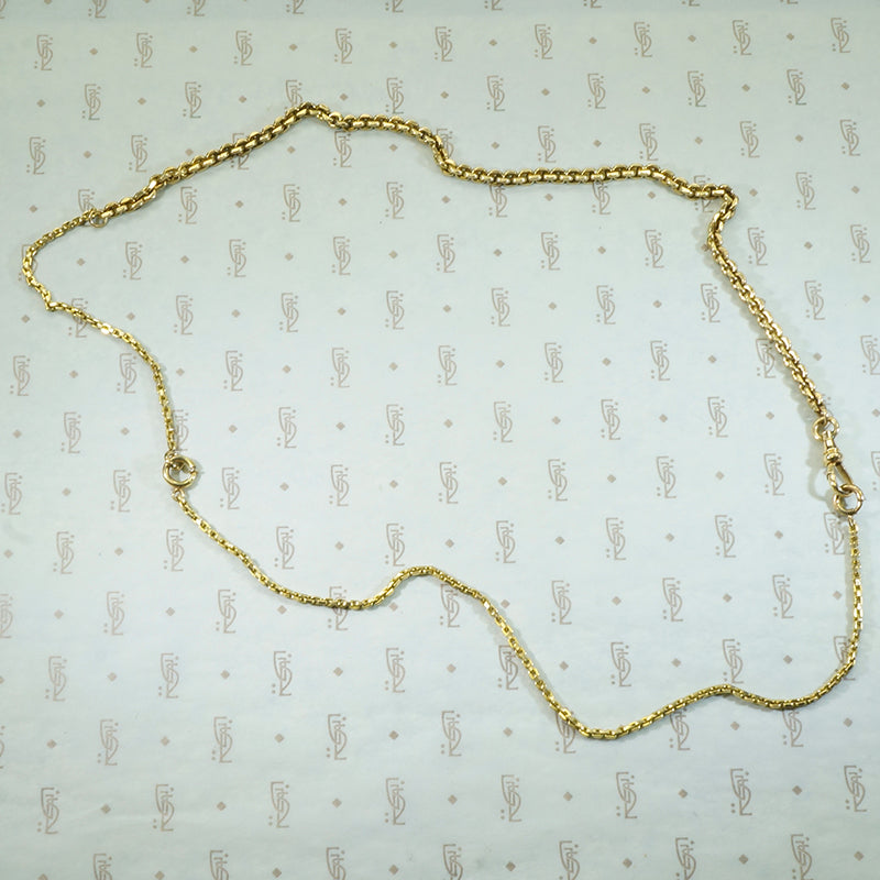 Classic and Convertible a Chain by AI