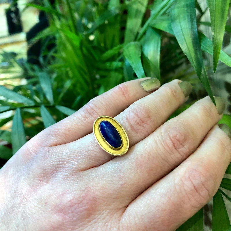 Lapis Cabochon Yellow Gold Ring
