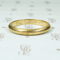 Vintage 18k Gold Band with Romantic Engraving