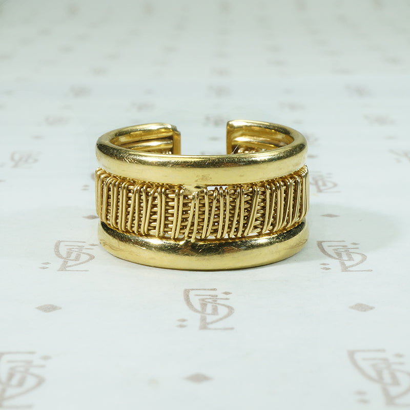 Summery Italian Gold Cuff Ring 18k