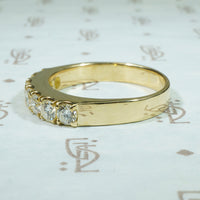 Sleek Sparkle 18k Diamond Bnad