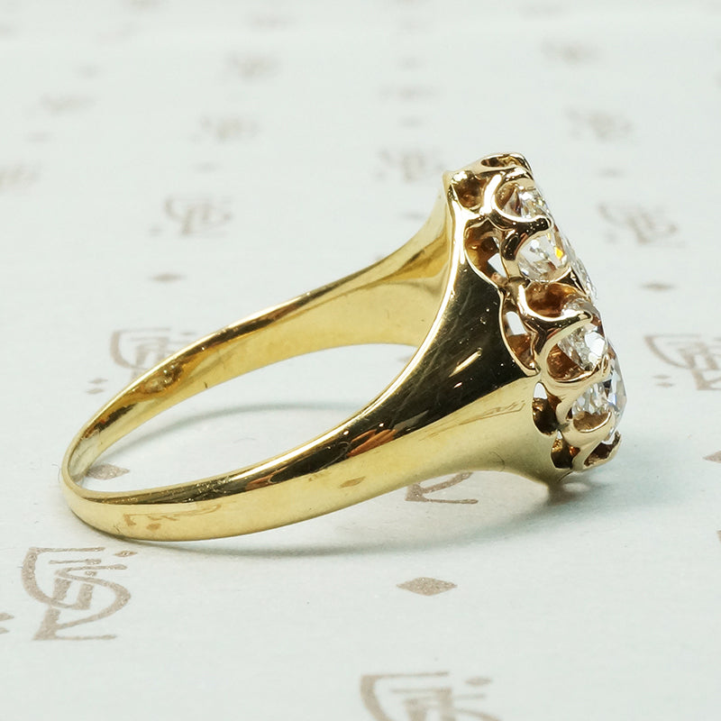 Sublime 18k Yellow Gold Pear OMC Diamond Ring